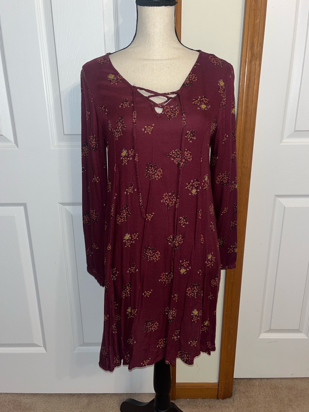 Old Navy Floral Long Sleeve Dress